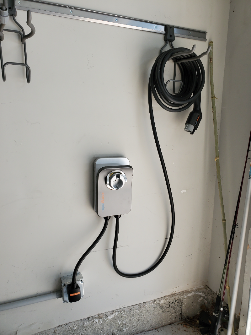Electrical Outlet 